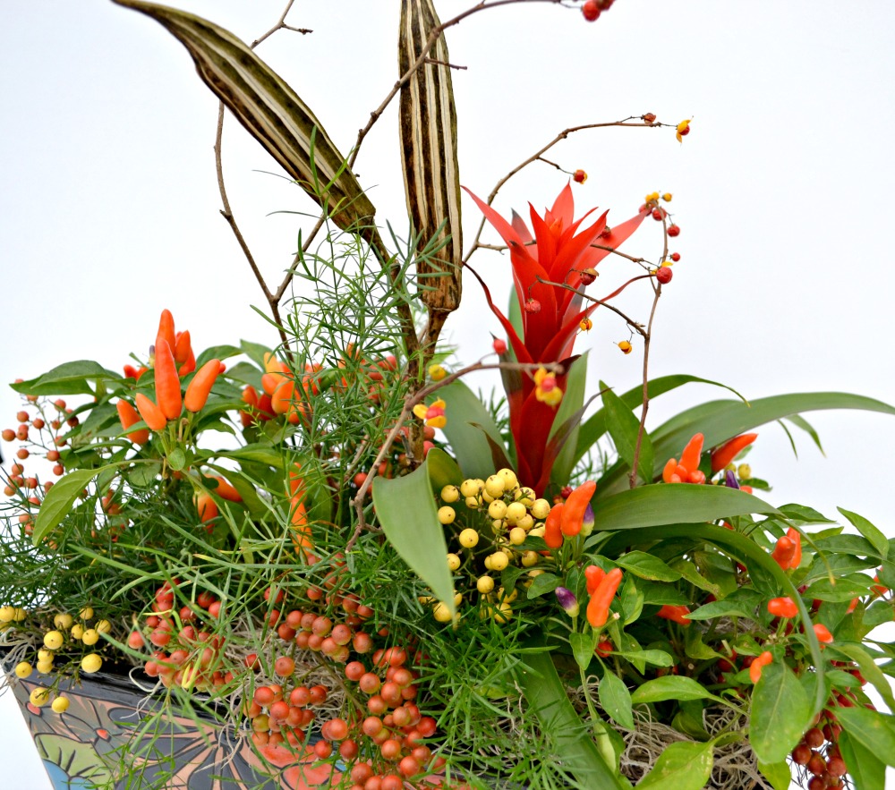 talavera centerpiece close