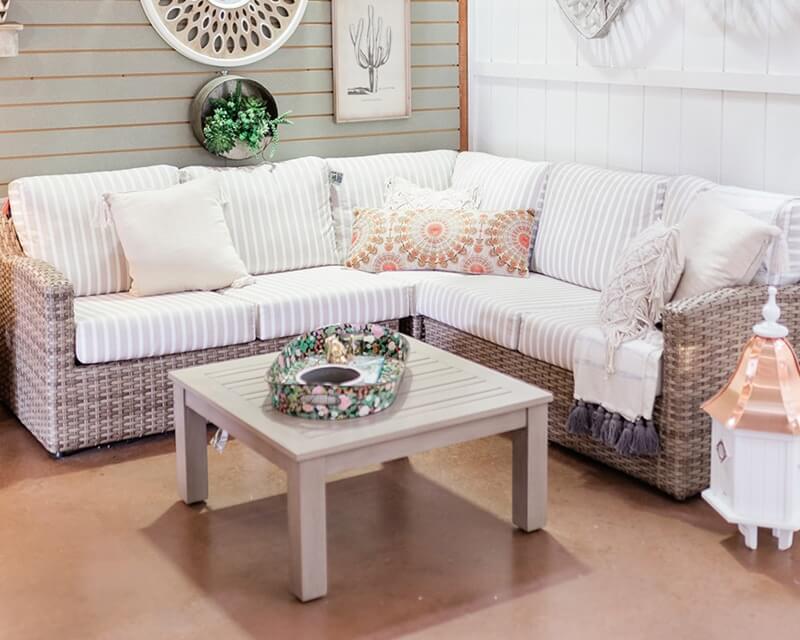 outdoor living room set